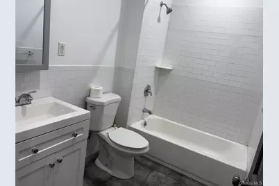 19314 S Jamaica Avenue #3rd floor, Hollis, NY 11423 - Photo 6