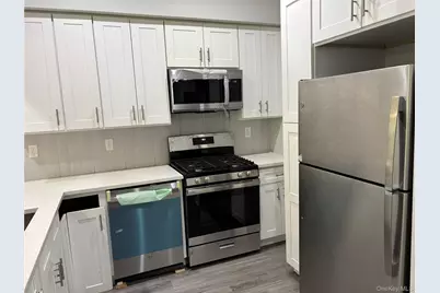 19314 S Jamaica Avenue #3rd floor, Hollis, NY 11423 - Photo 1