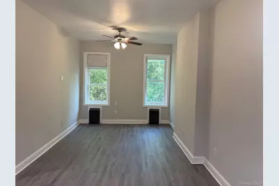 19314 S Jamaica Avenue #3rd floor, Hollis, NY 11423 - Photo 4