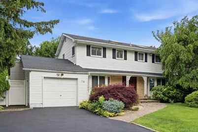 74 Rockland Drive, Jericho, NY 11753 - Photo 2
