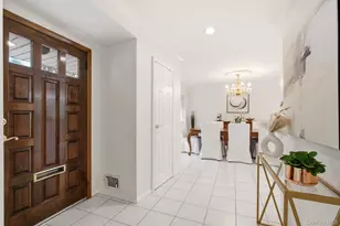 74 Rockland Dr, Jericho, NY 11753 - Photo 4