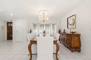 74 Rockland Dr, Jericho, NY 11753 - Photo 10