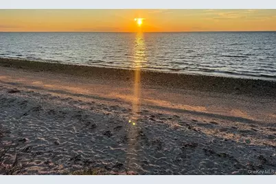 3651 Soundview Avenue, Peconic, NY 11958 - Photo 32