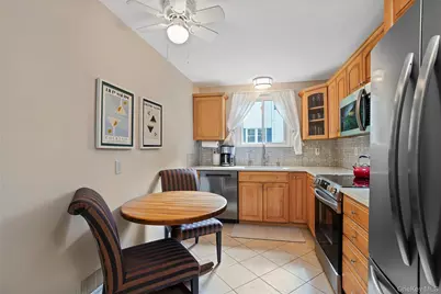 61 Ridgewood Drive, Pleasantville, NY 10570 - Photo 12
