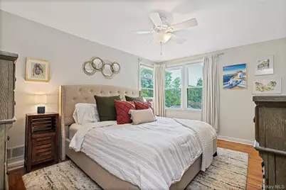 61 Ridgewood Drive, Pleasantville, NY 10570 - Photo 14