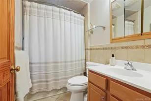 61 Ridgewood Dr, Pleasantville, NY 10570 - Photo 18