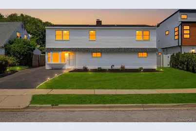 7 Sunrise Lane, Levittown, NY 11756 - Photo 1