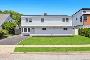 7 Sunrise Ln, Levittown, NY 11756 - Photo 2