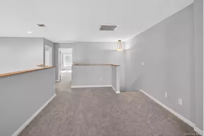 235 Kettles Lane, Medford, NY 11763 - Photo 18