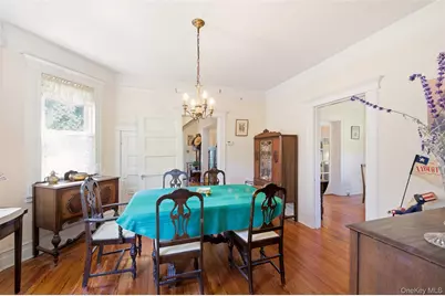 149 Maple Avenue, Westbury, NY 11590 - Photo 16