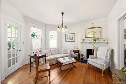 149 Maple Avenue, Westbury, NY 11590 - Photo 12