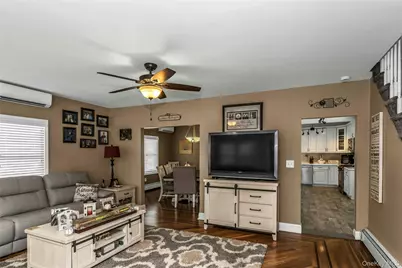 638 6th Avenue, New Hyde Park, NY 11040 - Photo 4
