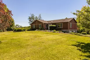 185 Crawford St, Pine Bush, NY 12566 - Photo 4