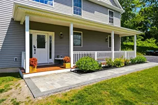 110 N Drury Ln, Newburgh, NY 12550 - Photo 4