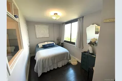 27010 Grand Central Parkway #10B, Floral Park, NY 11005 - Photo 14