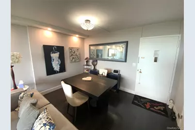 27010 Grand Central Parkway #10B, Floral Park, NY 11005 - Photo 6