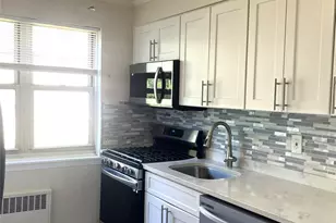 324 Post Ave, Westbury, NY 11590 - Photo 20