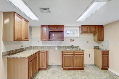 32 3rd Avenue, New Hyde Park, NY 11040 - Photo 26