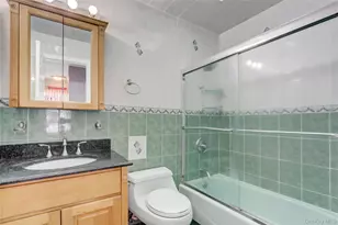 32 3rd Ave, New Hyde Park, NY 11040 - Photo 20