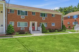 90 Osborne Hill Rd, Wappingers Falls, NY 12590 - Photo 2