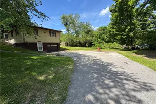1 Corine Dr, Poughkeepsie, NY 12601 - Photo 14