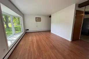 1 Corine Dr, Poughkeepsie, NY 12601 - Photo 4
