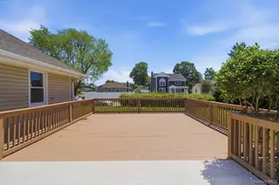 2934 Kinloch Rd, Wantagh, NY 11793 - Photo 30
