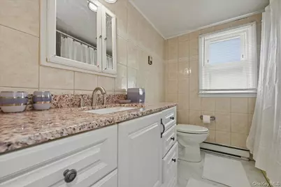 51 Hickory Road, Port Washington, NY 11050 - Photo 10