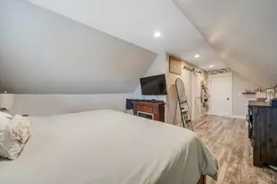 51 W Lake Dr, Patchogue, NY 11772 - Photo 18