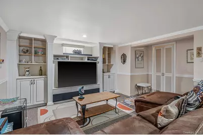 590 S 7th Street, Lindenhurst, NY 11757 - Photo 22