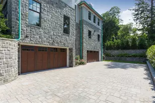 7 Pine Dr, Great Neck, NY 11021 - Photo 40