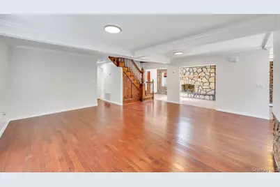 29 Pearsall Street, Babylon, NY 11702 - Photo 14