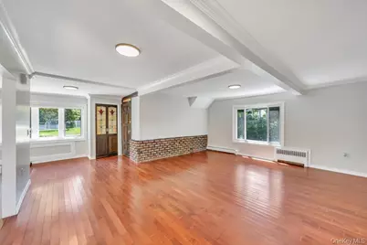 29 Pearsall Street, Babylon, NY 11702 - Photo 12