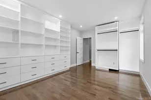 325 Main St, White Plains, NY 10601 - Photo 4