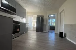 11 Garfield St, Yonkers, NY 10701 - Photo 2