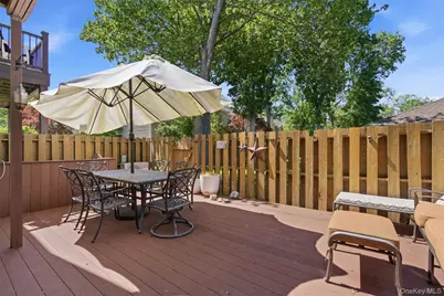 67 Villas Circle, Melville, NY 11747 - Photo 22