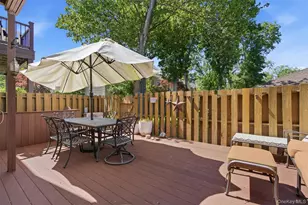 67 Villas Cir, Melville, NY 11747 - Photo 22