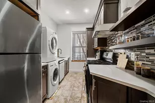 36 Echo Ave, New Rochelle, NY 10801 - Photo 2