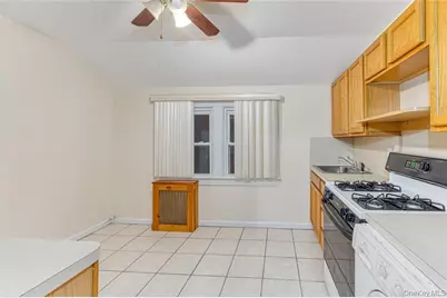 849 Taft Street, West Hempstead, NY 11552 - Photo 4