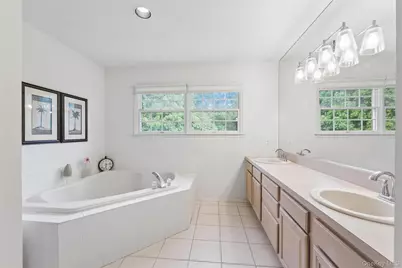 3 Naomi Court, Melville, NY 11747 - Photo 32