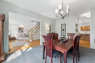 3 Naomi Ct, Melville, NY 11747 - Photo 14