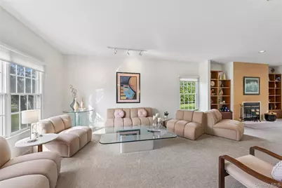 3 Naomi Court, Melville, NY 11747 - Photo 12