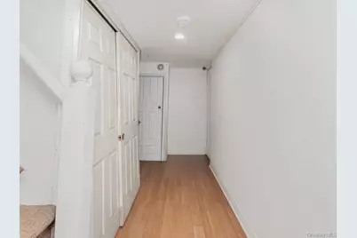 636 E 219th Street, Bronx, NY 10467 - Photo 8