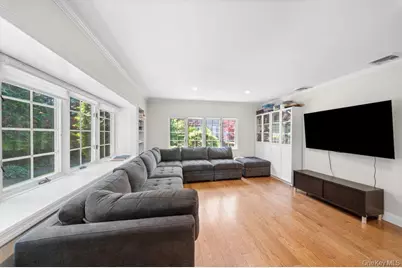 29 Waverly Place, Lawrence, NY 11559 - Photo 6