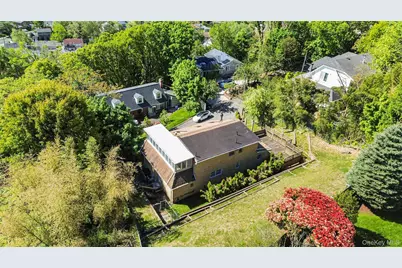 215 Coverly Avenue, New York, NY 10301 - Photo 44
