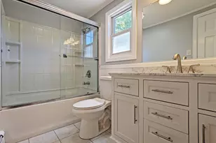 17 Belair Rd, Selden, NY 11784 - Photo 8