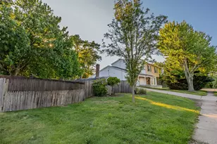 96 Hudson Ave, Brentwood, NY 11717 - Photo 4