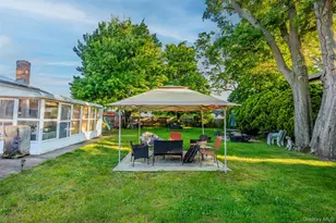 96 Hudson Ave, Brentwood, NY 11717 - Photo 32