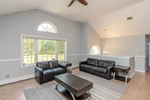310 Gillespie St, Pine Bush, NY 12566 - Photo 2