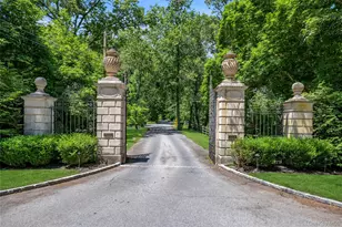 5 Eden Roc Dr, Locust Valley, NY 11560 - Photo 30